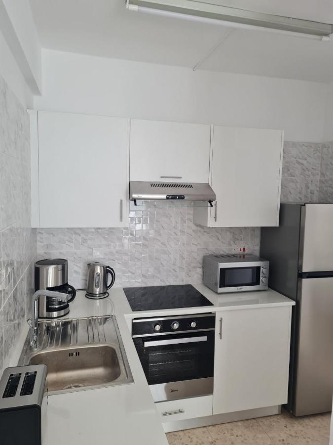 Paphos Almyria Apartments - By Imh Travel & Tours מראה חיצוני תמונה