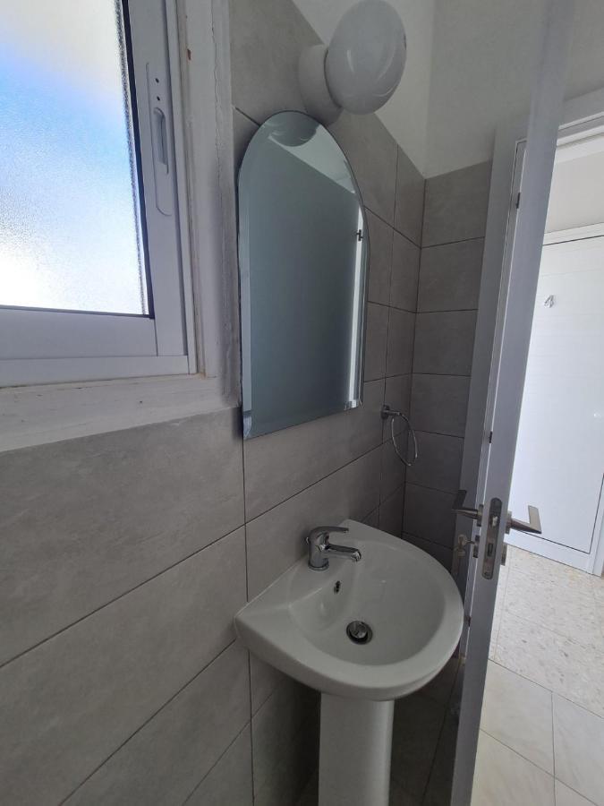 Paphos Almyria Apartments - By Imh Travel & Tours מראה חיצוני תמונה