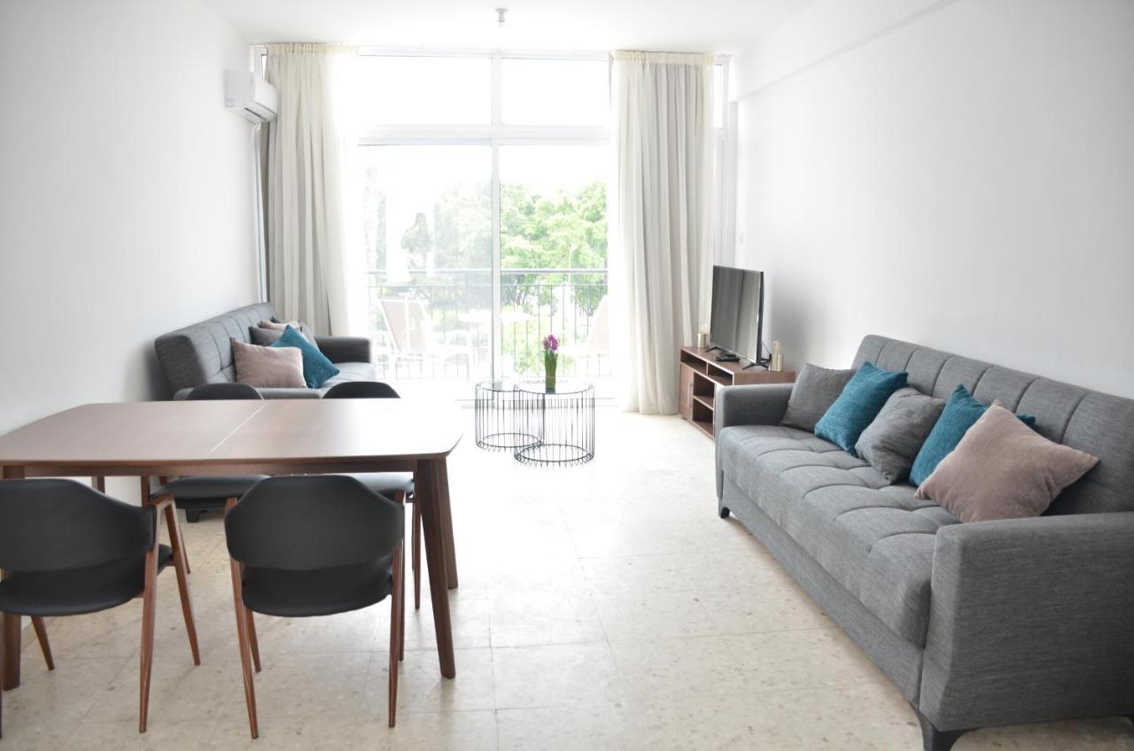 Paphos Almyria Apartments - By Imh Travel & Tours מראה חיצוני תמונה