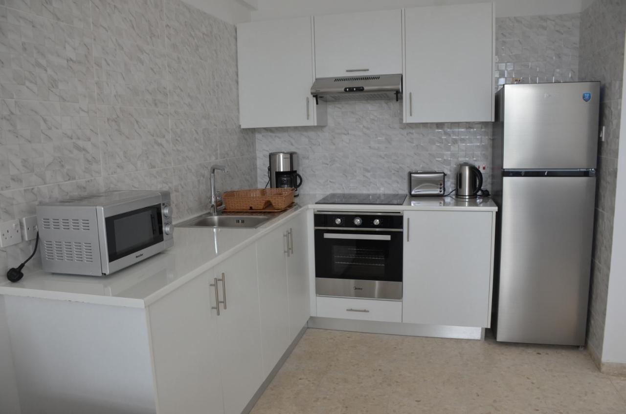 Paphos Almyria Apartments - By Imh Travel & Tours מראה חיצוני תמונה