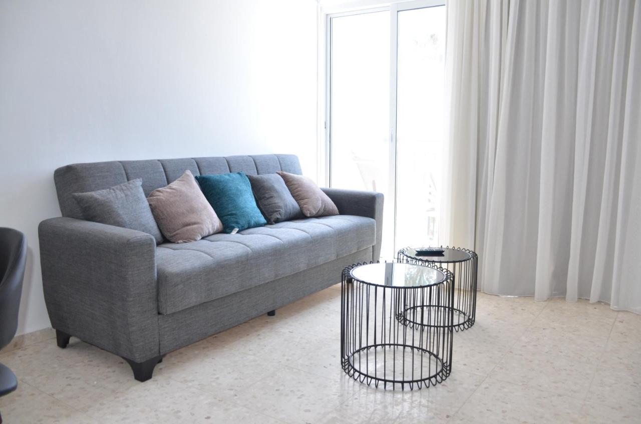 Paphos Almyria Apartments - By Imh Travel & Tours מראה חיצוני תמונה